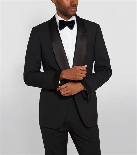 tom ford tuxedo for teenager.